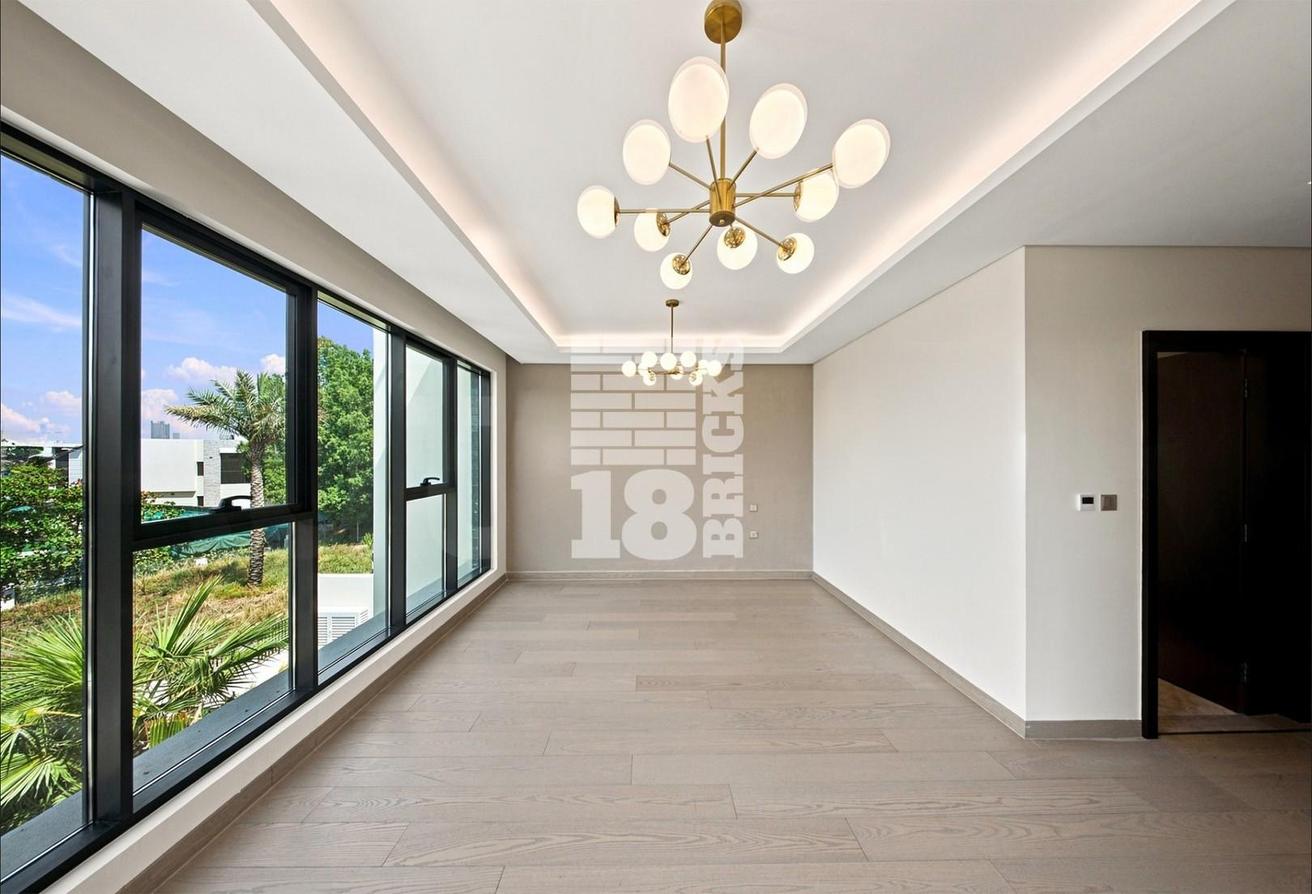 6 Bedrooms - Single Lane with Golf Course View photo 23