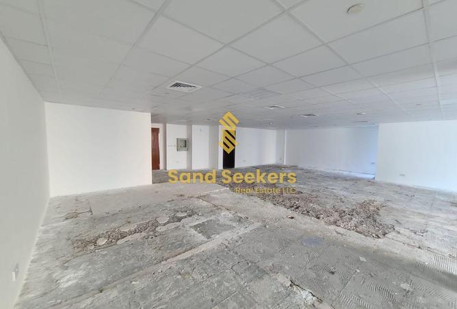 104254189 - Property Image 3
