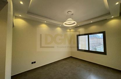 Villa - 4 Bedrooms - 5 Bathrooms for rent in Al Barsha South 4 - Al Barsha South - Al Barsha - Dubai