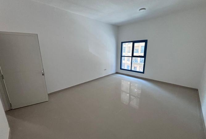 127930562 - Property Image 3