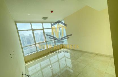 Apartment - 2 - 3 for rent in New Al Taawun Road - Al Taawun - Sharjah