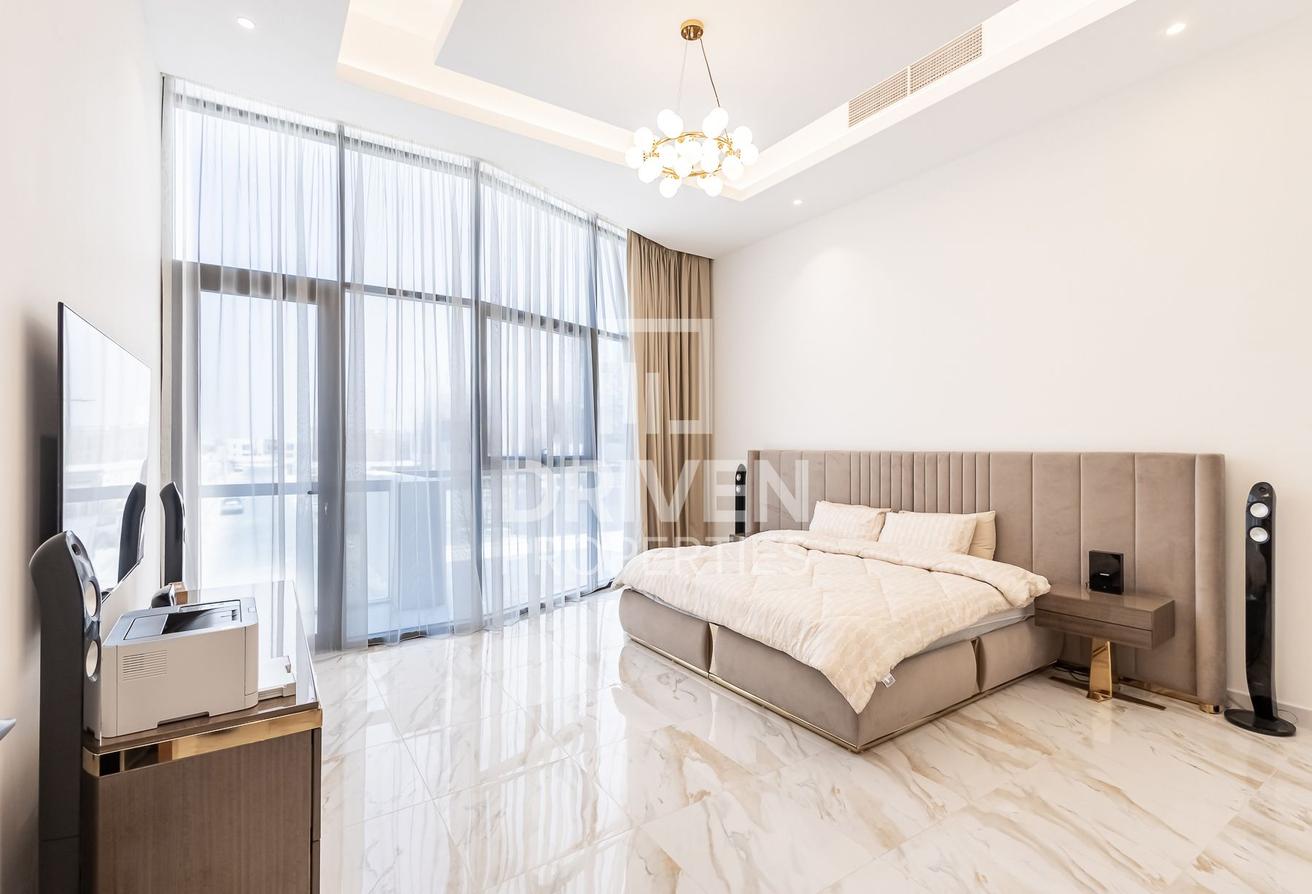 Independent Villa | Luxury Custom Built photo 22