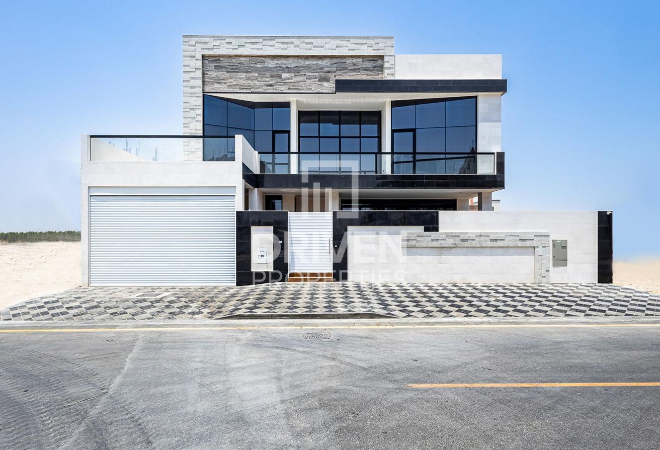Independent Villa | Luxury Custom Built photo 3