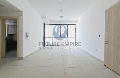 Apartment - 1 Bedroom - 2 Bathrooms for rent in Ayesha Tower - Al Jaddaf - Dubai