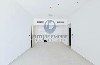 Apartment - 1 Bedroom - 2 Bathrooms for rent in Ayesha Tower - Al Jaddaf - Dubai Apartment - 1 Bedroom - 2 Bathrooms for rent in Ayesha Tower - Al Jaddaf - Dubai