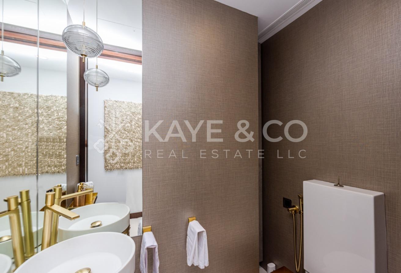 Fully Upgraded | 2 Entrances | 1 Lift Access photo 14