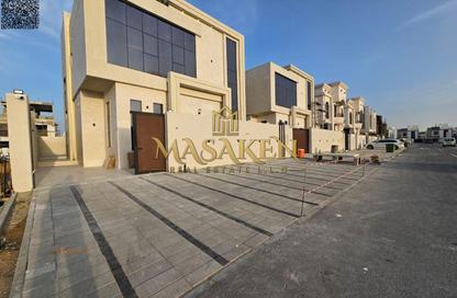 Villa - 5 Bedrooms - 7 Bathrooms for sale in Al Yasmeen 1 - Al Yasmeen - Ajman