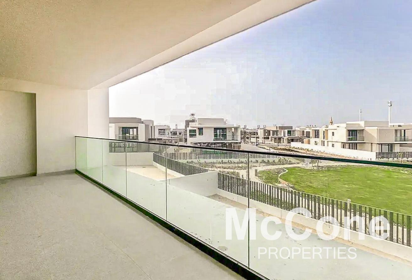 Park Facing | Vastu | Large Plot | Premium photo 10