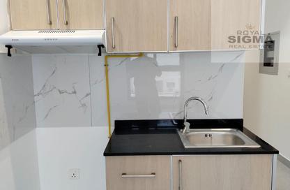 Apartment - Studio - 1 Bathroom for rent in Al Karama Sqaure - Al Karama - Dubai