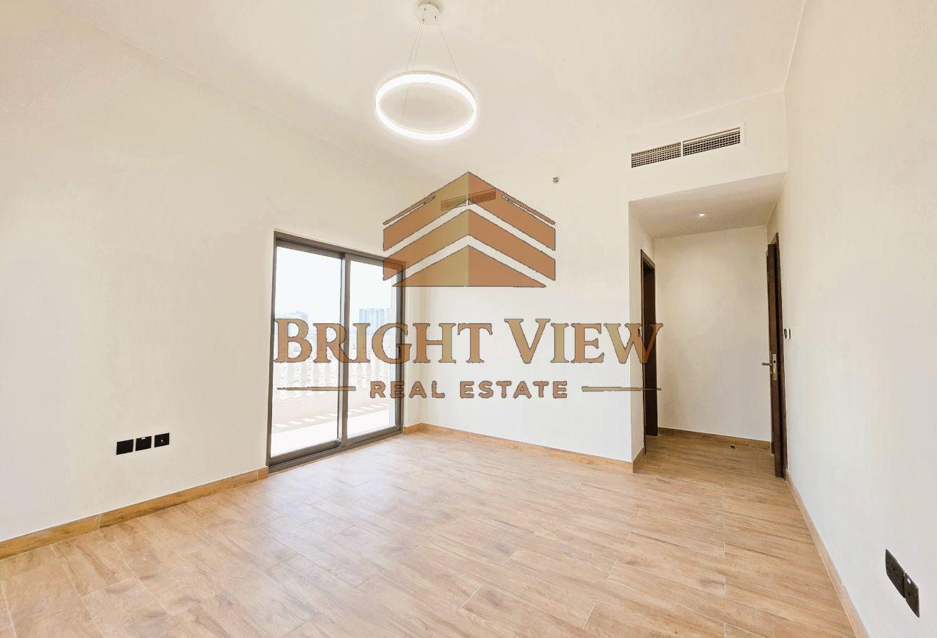 Spacious Layout | Ready to move | Chiller Free photo 9