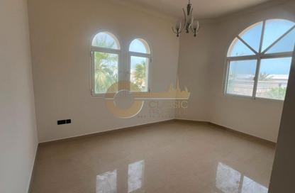 Villa - 5 Bedrooms - 6 Bathrooms for rent in Umm Suqeim 2 Villas - Umm Suqeim 2 - Umm Suqeim - Dubai