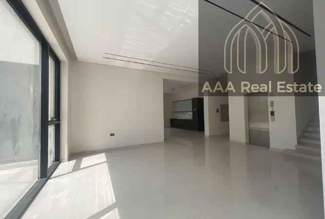 150909426 - Property Image 3