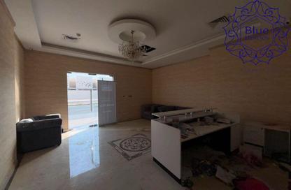 Shop - Studio - 1 Bathroom for rent in Zee Zee Tower - Al Barsha 1 - Al Barsha - Dubai