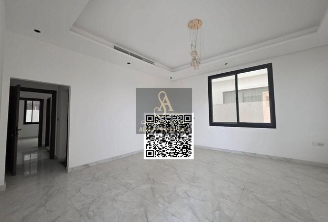 77394452 - Property Image 2