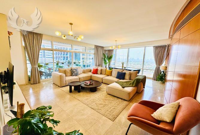 Large Layout | Park View | Well Maintained