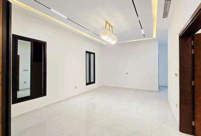 56569655 - Property Image 2