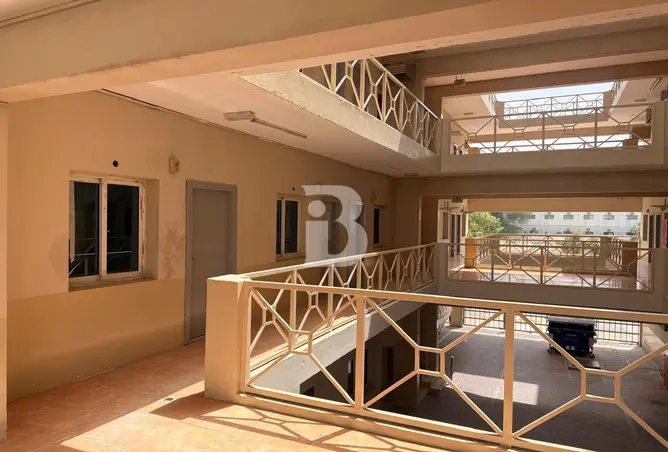 81923508 - صورة العقار 2
