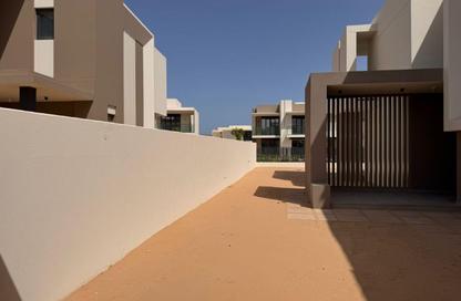 Villa - 4 Bedrooms - 5 Bathrooms for rent in Jebel Ali Village - Jebel Ali - Dubai