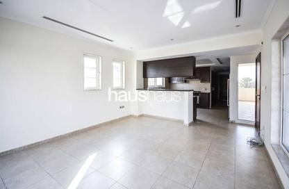 Villa - 3 - 3 for rent in District 5 - Jumeirah Park - Dubai
