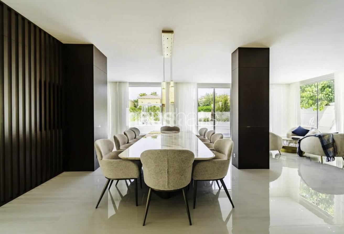 Luxury | Fully Upgraded | One of a kind photo 9