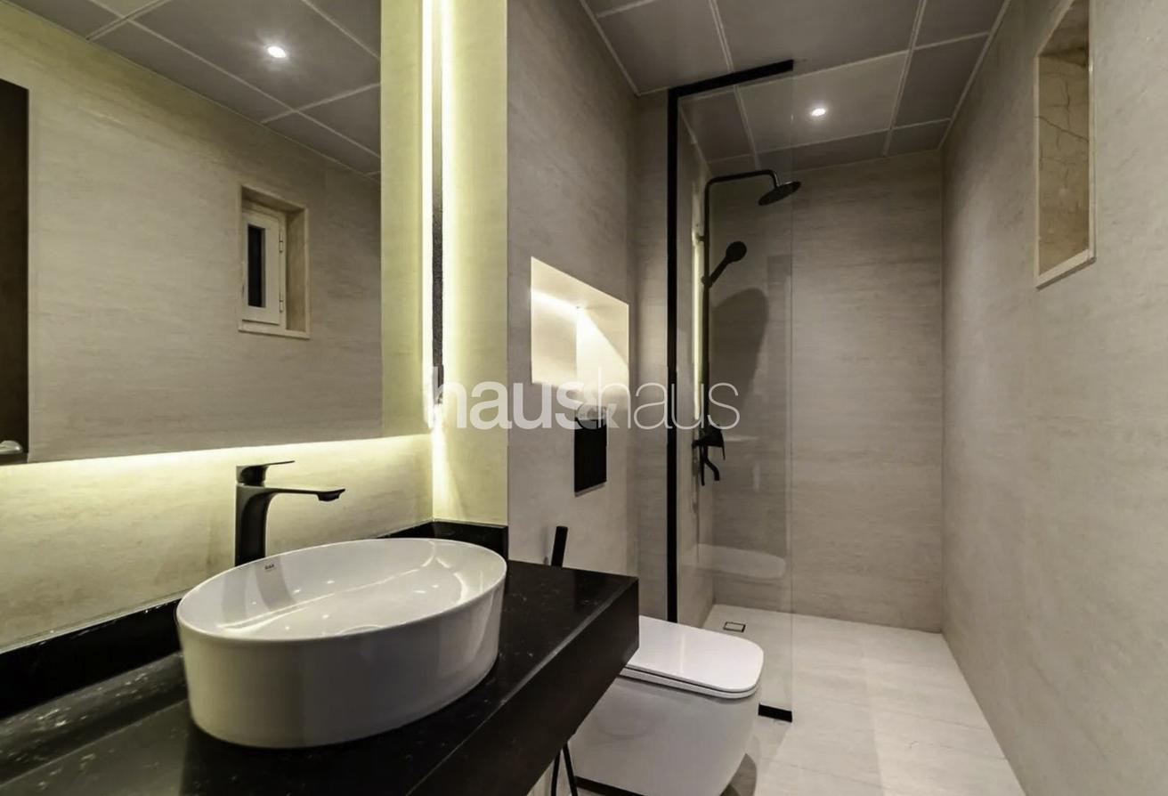 Luxury | Fully Upgraded | One of a kind photo 19