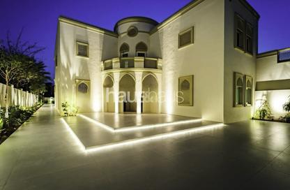 Villa - 5 Bedrooms - 7 Bathrooms for rent in District 1 - Jumeirah Park - Dubai