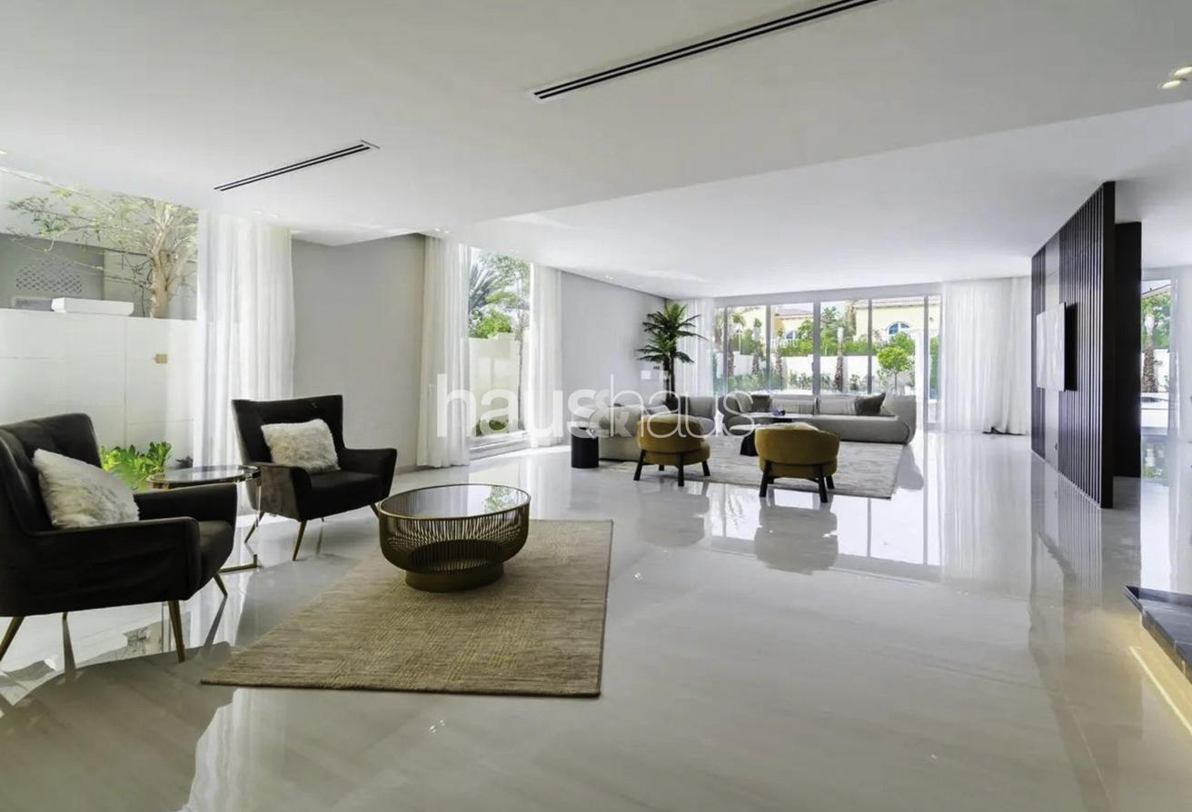 Luxury | Fully Upgraded | One of a kind photo 7