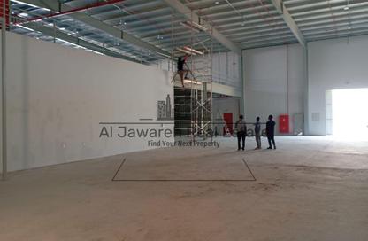 Warehouse - Studio - 3 Bathrooms for rent in Umm Dir - Umm Al Quwain