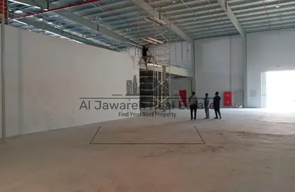 Warehouse - Studio - 3 Bathrooms for rent in Umm Dir - Umm Al Quwain