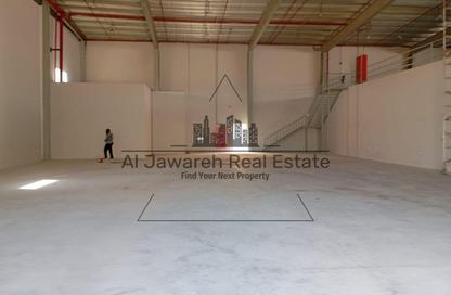 Warehouse - Studio - 3 Bathrooms for rent in Umm Dir - Umm Al Quwain