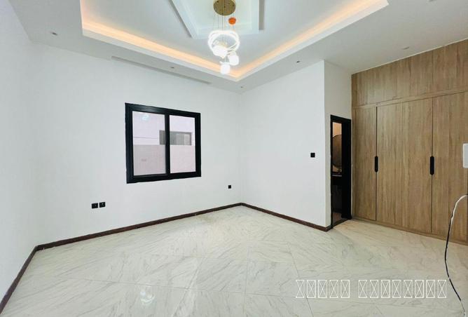 71125659 - Property Image 3