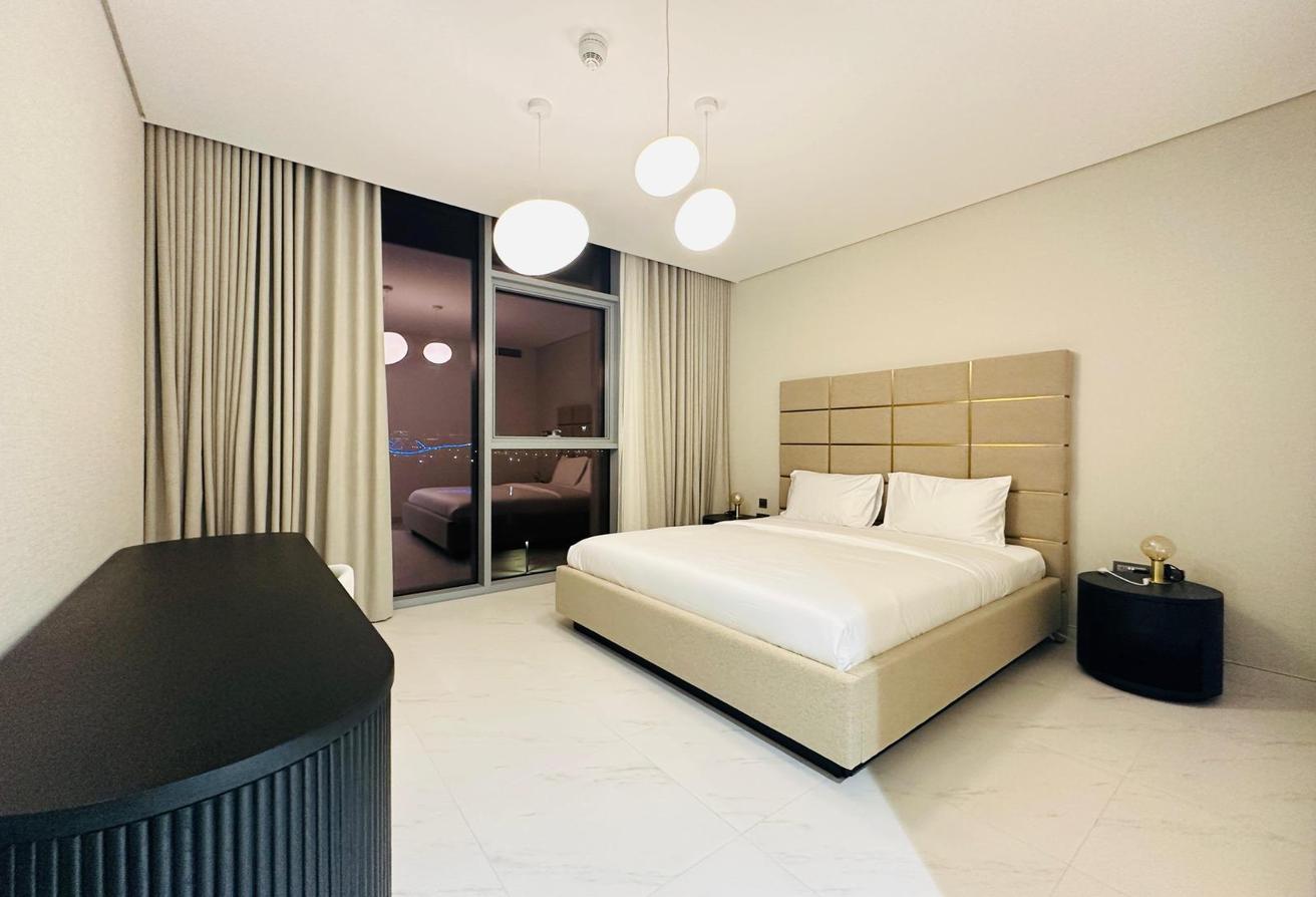 2 Bedroom | Maid | District One | Lagoon View photo 3