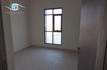 Apartment - 3 Bedrooms - 4 Bathrooms for rent in Ras Al Khaimah Creek - Ras Al Khaimah