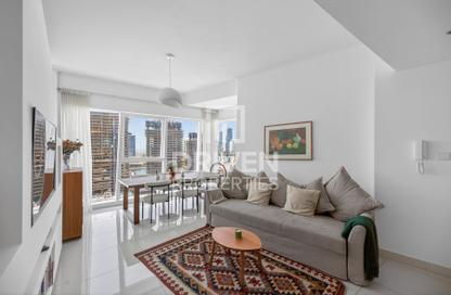 Apartment - 2 Bedrooms - 3 Bathrooms for sale in Damac Heights - Dubai Marina - Dubai