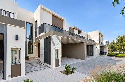 Townhouse - 4 - 5 for rent in Aura Gardens - Tilal Al Ghaf - Dubai Townhouse - 4 - 5 for rent in Aura Gardens - Tilal Al Ghaf - Dubai