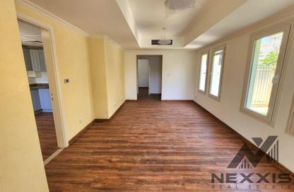 Villa - 2 Bedrooms - 3 Bathrooms for rent in Springs 11 - The Springs - Dubai Villa - 2 Bedrooms - 3 Bathrooms for rent in Springs 11 - The Springs - Dubai