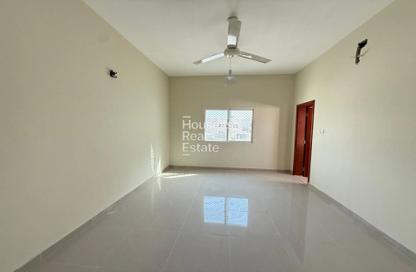 Villa - 7 - 7+ for rent in Al Quoz 1 Villas - Al Quoz 1 - Al Quoz - Dubai