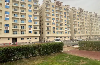 شقة - 1 حمام للايجار في قرية الاميرة - الياسمين - عجمان