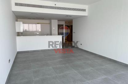 Apartment - 3 Bedrooms - 4 Bathrooms for rent in Al Sail Tower - Al Dana - Al Raha Beach - Abu Dhabi