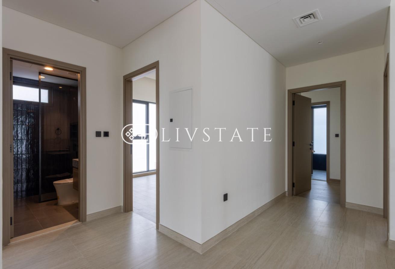 Stunning 6-Bedroom + Maids | Vastu | Ready photo 10