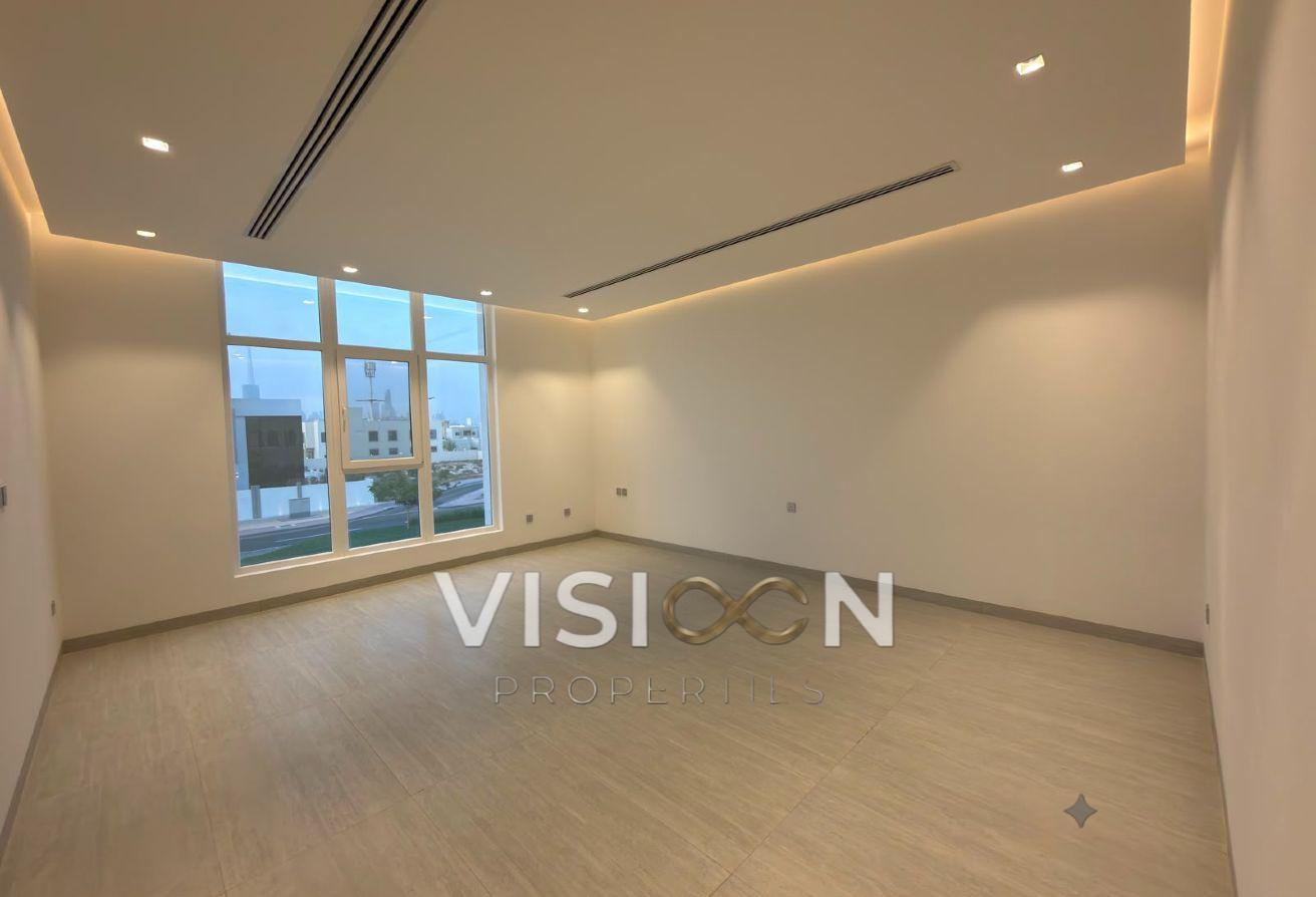 Independent 5 BR - Modern Villa - private garden photo 6