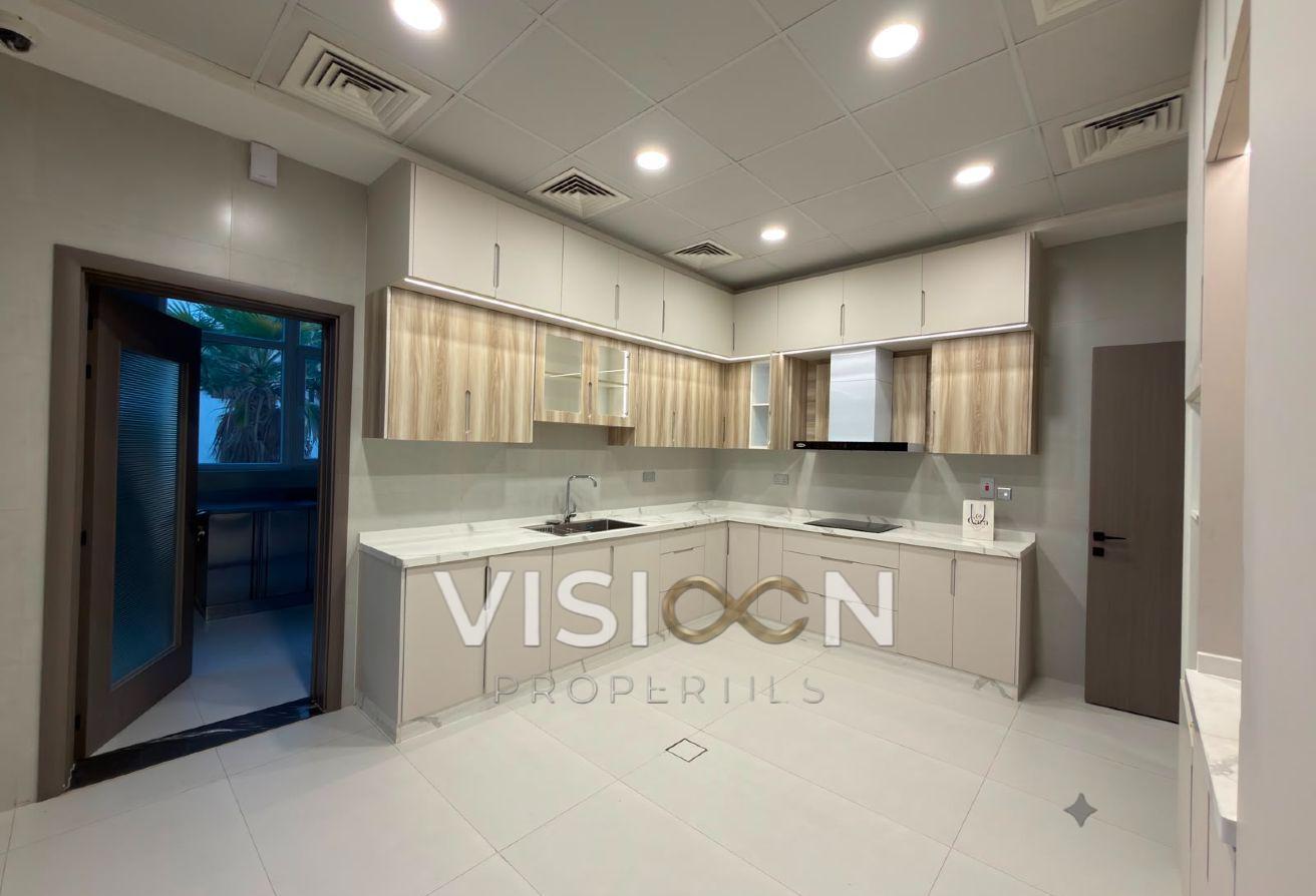 Independent 5 BR - Modern Villa - private garden photo 15