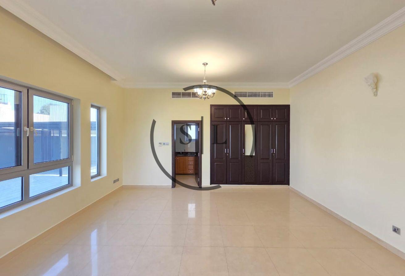 Move-in Ready | Huge Garden | All Ensuite photo 10