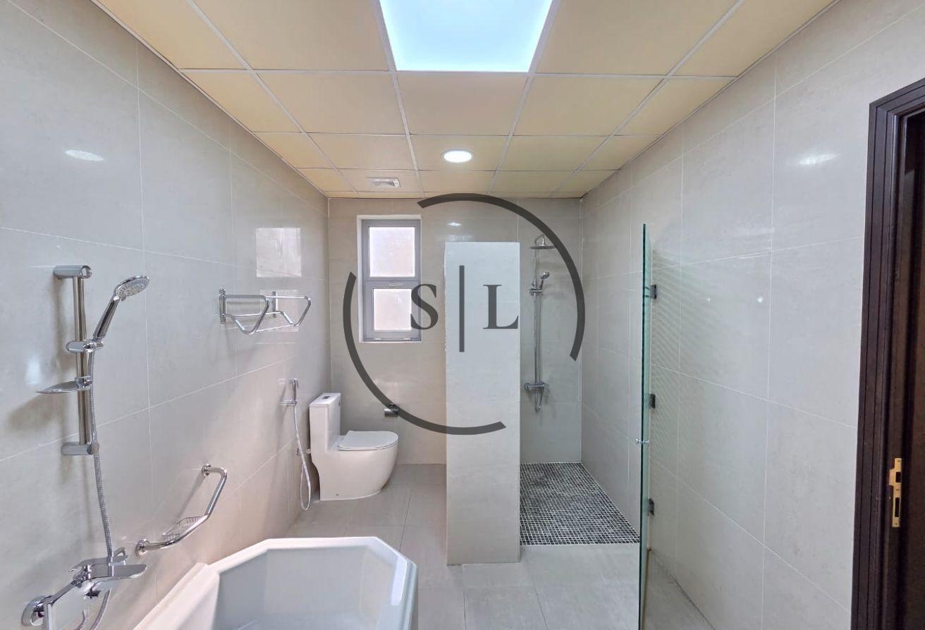 Move-in Ready | Huge Garden | All Ensuite photo 20