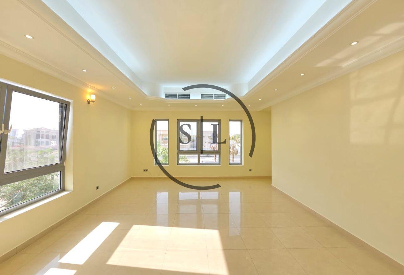 Move-in Ready | Huge Garden | All Ensuite photo 16
