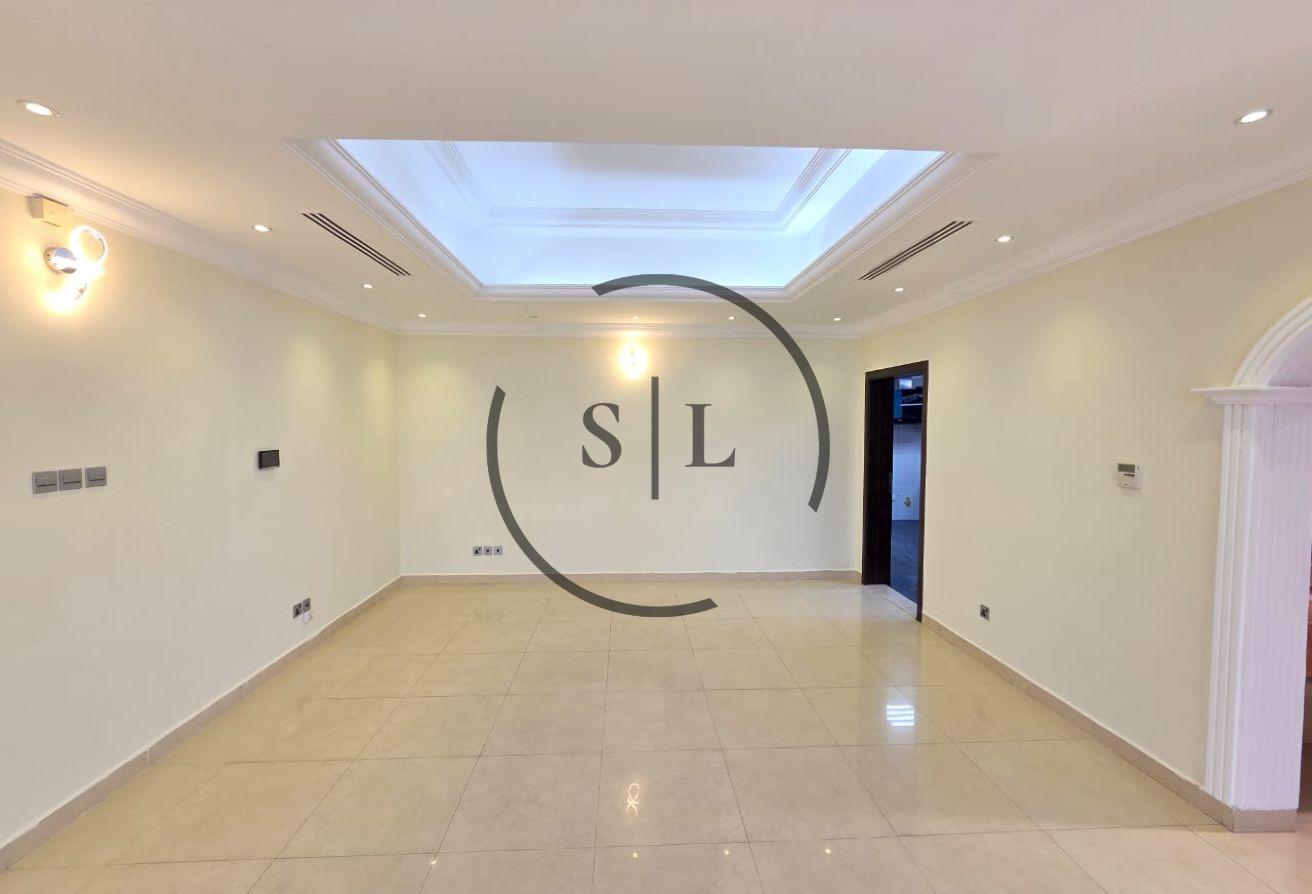 Move-in Ready | Huge Garden | All Ensuite photo 3