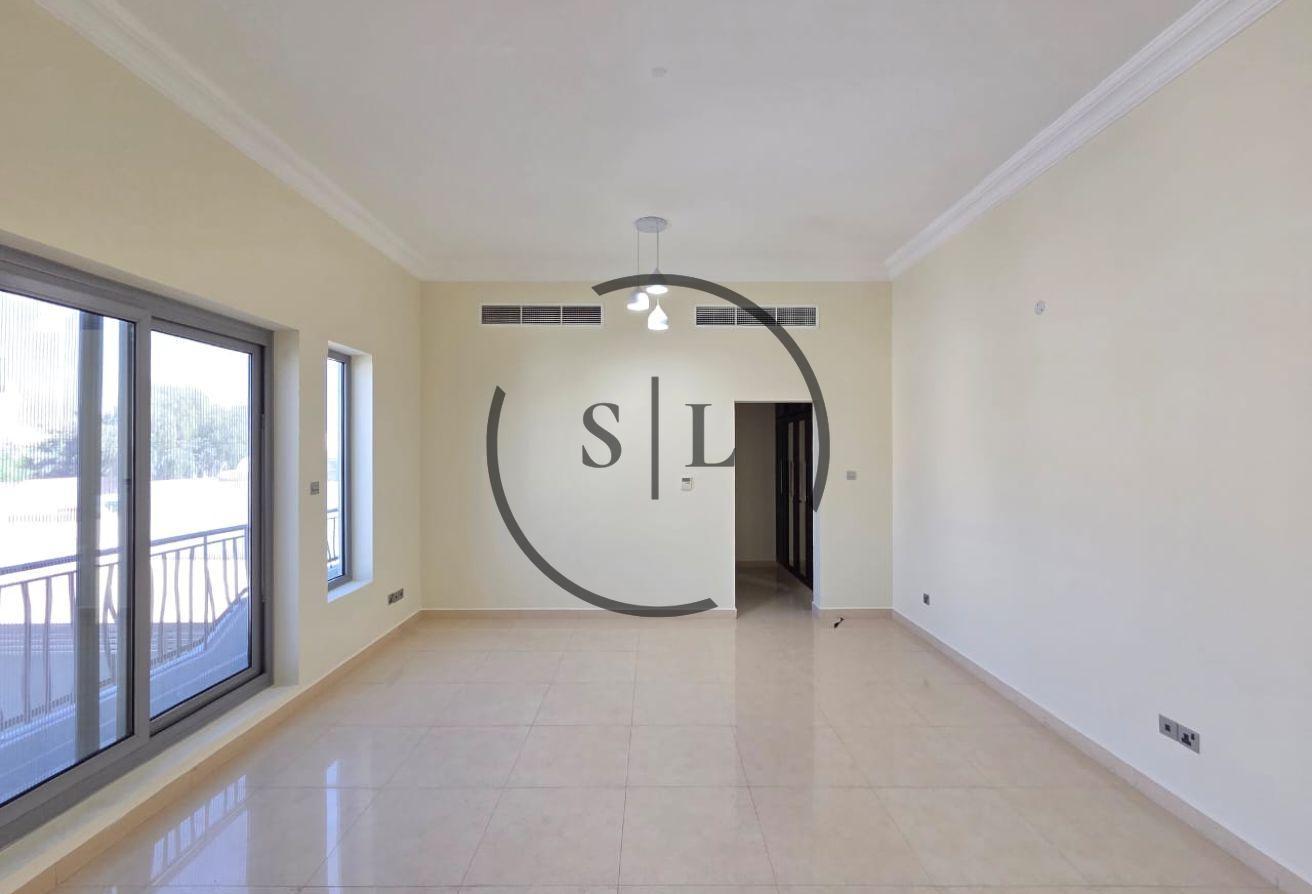 Move-in Ready | Huge Garden | All Ensuite photo 11
