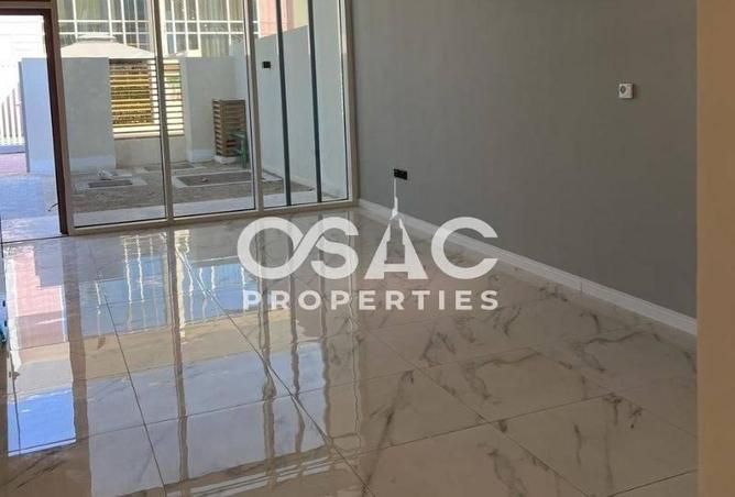 77779948 - Property Image 2