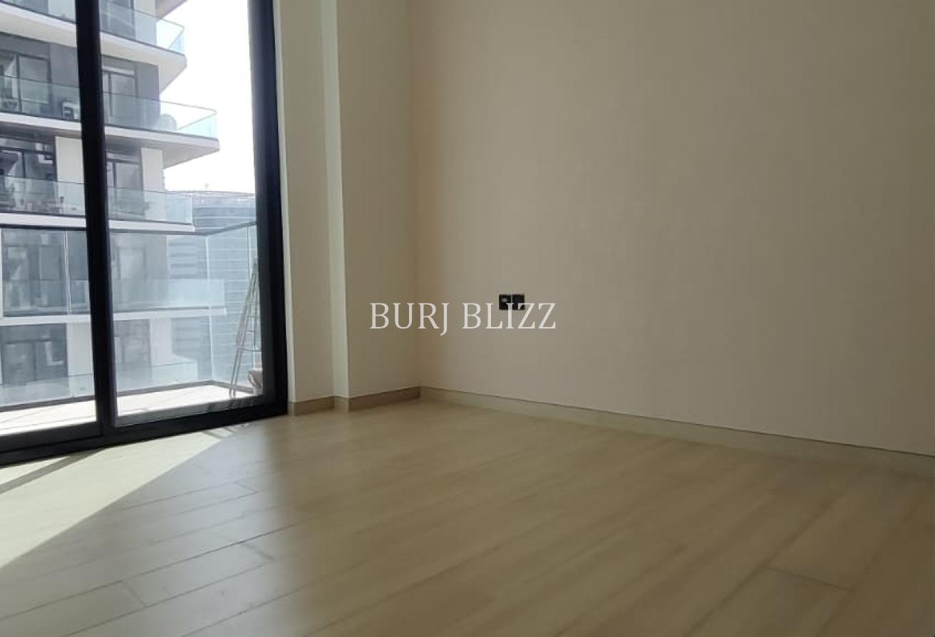 Bright and Airy | Spacious Layout | Ready to Move photo 5