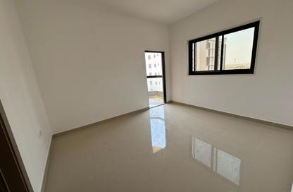 Apartment - 1 - 2 for rent in Al Jurf 3 - Al Jurf - Ajman